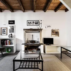 https://ripa-apartments.italymilanhotels.net